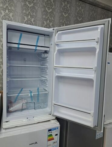 Холодильники: Холодильник Avest, Новый, Однокамерный, De frost (капельный), 50 * 80 * 55