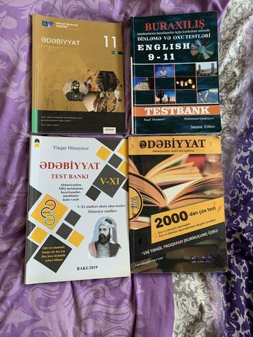 Kitablar, jurnallar, CD, DVD: Salam Kitablarin Icinde Cox Az Yazi Var . Kitablarin Qiymeti : 4 manat