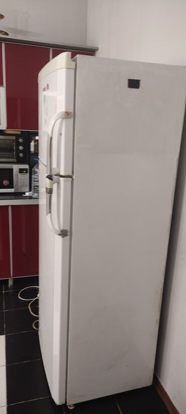 бу смарт часы: Муздаткыч Beko, Колдонулган, Эки камералуу, Low frost, 70 * 180 * 60