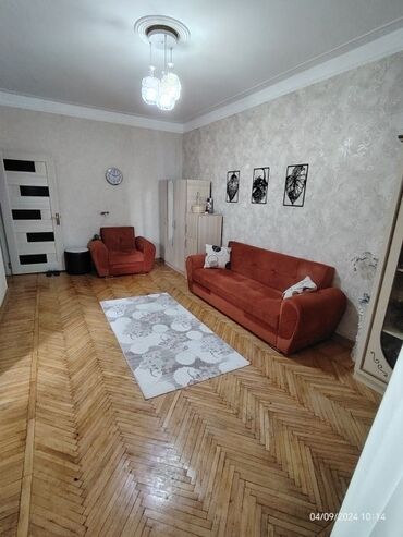 huseynbala eliyev kucesi: Yalniz telebe qizlar ve Aile ucun ( Zaks kagizi teleb olunacaq).kiraye