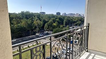 сдаю комнаты восток 5: 2 комнаты, Парк Т.Сатылганова, Собственник, Семейным, от 6 месяцев, С мебелью полностью — 10