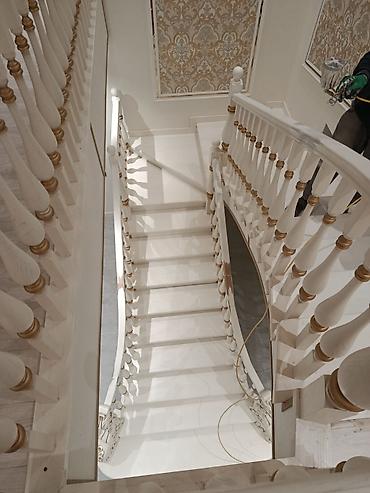 Деревянные лестницы: Деревянная лестница Для дома, Форма лестницы: П-образная — 1