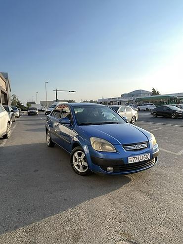 kia bongo: Kia Rio: 1.6 l | 2007 il Sedan — 1