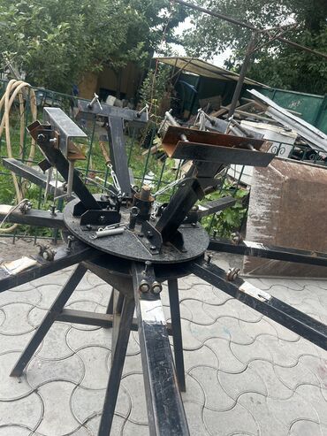 приму женские вещи в дар: Карусель самодельный 
20000 8*4