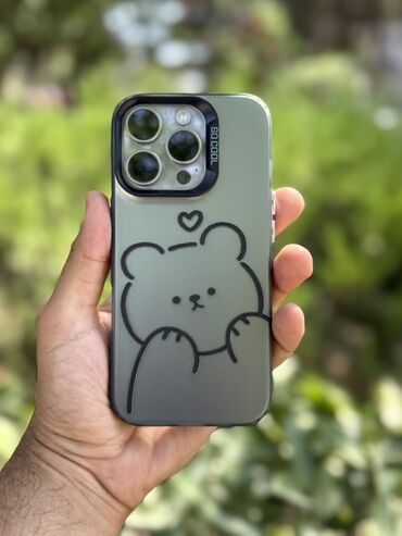 Kabrolar: Müxtəlif iPhone modelləri üçün çiçək naxışlı, şəffaf keys. Bu keys — 8