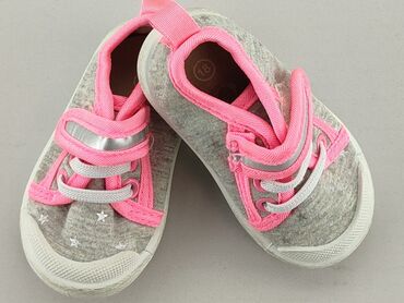 markowe buty sportowe dla dzieci: Buty sportowe 18, Używany