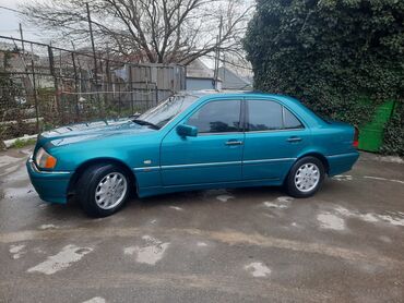 mersedes c 180: Mercedes-Benz C 180: 1.8 l | 1997 il Sedan