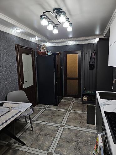 Продажа коттеджей и домов: Продаю Дом. Участок 10 соток. Правильное расположение участка! Площадь — 9