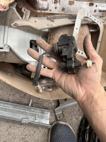 Другие автозапчасти: Запчасти для Mitsubishi space gear — 91