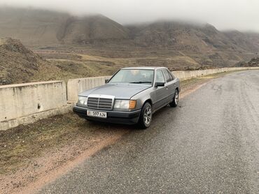 мерс 809: Mercedes-Benz W124: 1988 г., 2 л, Механика, Бензин, Седан