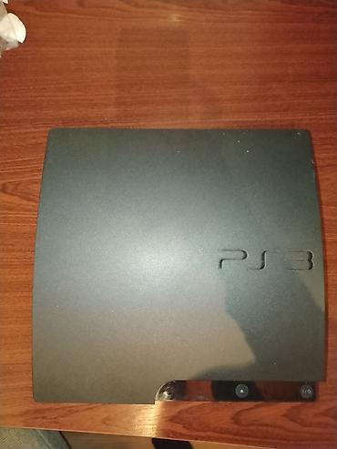 cd calar: PlayStation 3 Slim oyun konsolu Xüsusiyyətlər: - Model: PS3 Slim — 2