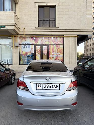 Hyundai: Hyundai Solaris: 2012 г., 1.6 л, Автомат, Бензин, Седан — 4