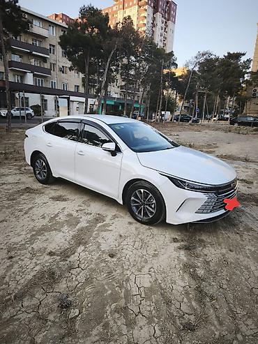 ef 10 bmw qiymeti: 2025 model BYD Destroyer 05 DM-i plug-in hibrid sedan - 2025-in sonu — 5
