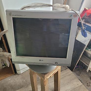 графические мониторы: Монитор, LG, Б/у, ЭЛТ, 16" - 17" — 3