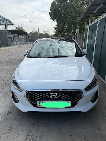 лексус is 2018: Hyundai i30: 2018 г., 1.4 л, Робот, Бензин, Хэтчбэк — 5