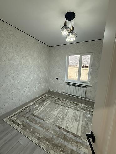 пол дома бишкеке: 4 комнаты, 93 м², 3 соток, Военно-Антоновка, Собственник — 9