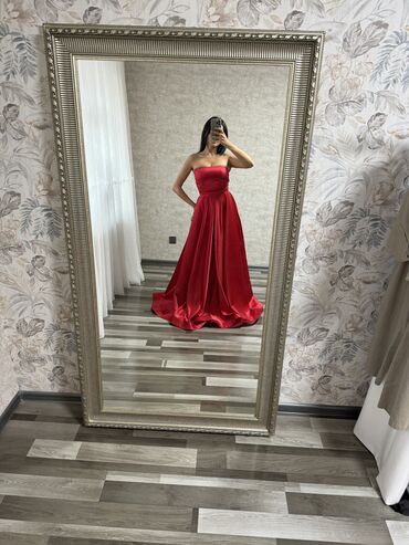 dress: Вечернее платье, Макси, XS (EU 34)