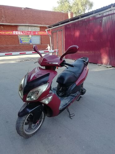 suzuki мотоцикл: Кичи мотоцикл 150 куб. см, Бензин, Чоңдор үчүн, Колдонулган