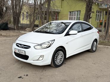 Hyundai: Hyundai Solaris: 2011 г., 1.6 л, Автомат, Бензин, Седан