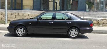 mersedes masin: Mercedes-Benz E 280: 2.8 l | 1997 il Sedan