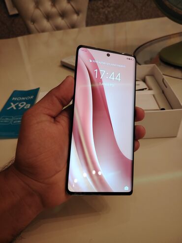 Honor: Honor X9a, 128 GB, rəng - Gümüşü, Barmaq izi — 2