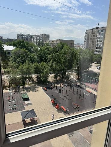 Продажа комнат: 43 м², С мебелью — 19