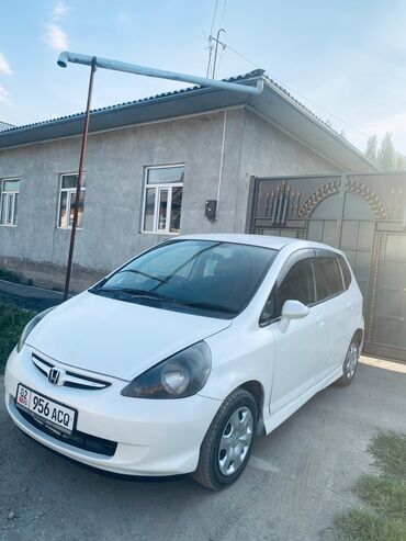 меняю на гольф 2: Honda Fit: 2003 г., 1.3 л, Вариатор, Бензин, Хэтчбэк
