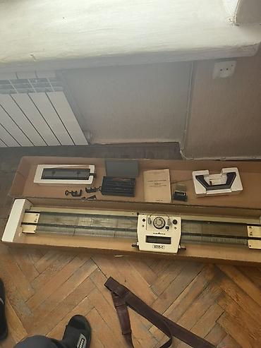dikis masini: NEVA-6 əl toxunuş dəzgahı 1986 ci il Məhsul təsviri: - Model: NEVA-6 — 1
