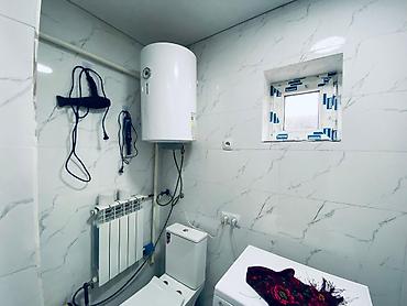 Продажа коттеджей и домов: Продаю дом Ак Ордо с квартирным бизнесом 2 квартиры ежемесячный доход — 6