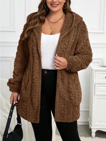Džemperi, kardigani: Ženska plišana kardigan jakna sa kapuljačom Cena 3200 din Vel — 12