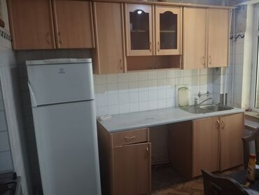 metbex mebelleri: Mətbəx mebeli 110 azn aşaqı 2 yuxarı 3 metirdi üsdində moyka verilir
