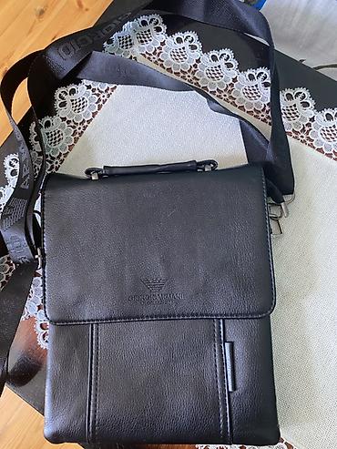 emperio armani: Giorgio Armani kişi çiyin çantası .yenidir problemi yoxdur - Rəng — 1