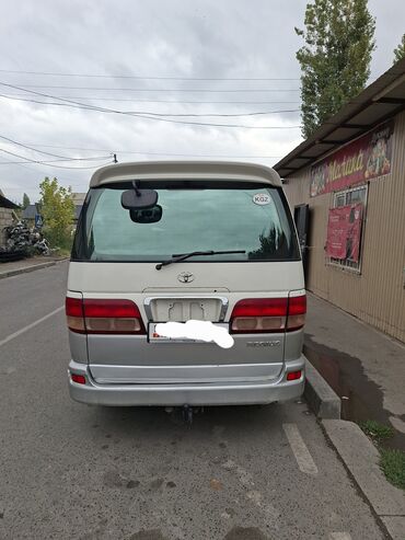 Toyota Regius: 1999 г., 2.7 л, Автомат, Газ, Минивэн