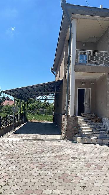 Долгосрочная аренда домов: 300 м², 6 комнат, Евроремонт, Забор, огорожен, Кондиционер — 1