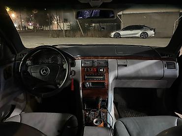 camry 2006: Mercedes-Benz E-Class: 1998 г., 3.2 л, Автомат, Бензин, Универсал — 9