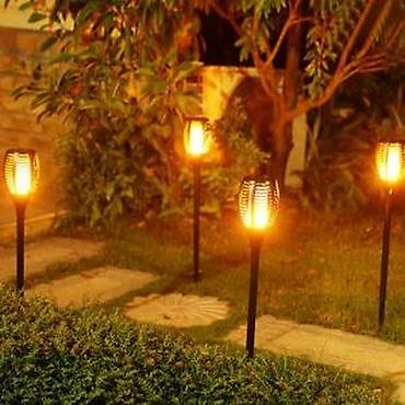 Baštenska rasveta: SOLARNA BASTENSKA BAKLJA NOVA LAMPA ZA DVORISTE I BASTU | Cene nisu — 12