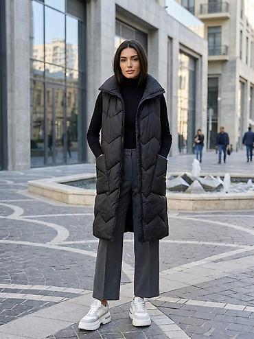 Qara rəngli qolsuz puff gödəkçə (uzun jilet) - Model: Uzun kəsim