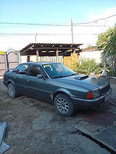 обмен на бортовой: Audi 80: 1992 г., 2 л, Механика, Бензин, Седан — 3
