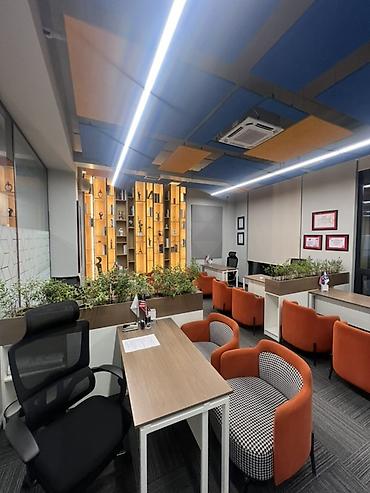 Аренда офисов: Современный офис в мебелью отдельным кабинетом и кухней Сдам пол — 2