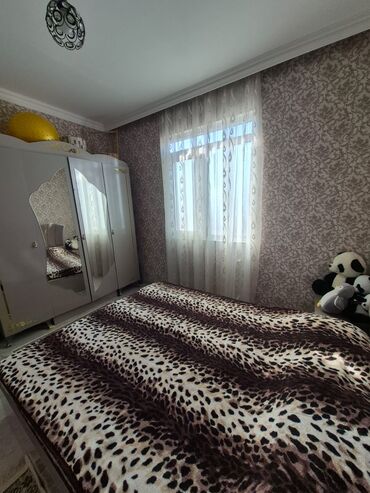 Qonaq otağı dəstləri: Yeni, Divan — 10