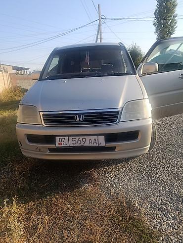 Honda Stepwgn: 2000 г., Минивэн