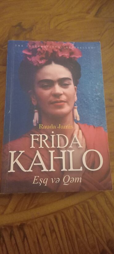 Digər kitablar və jurnallar: Iclerinde 1ci elde var.oxunmus kitablar bele yeni kimidir — 10