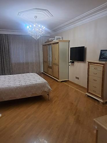квартира в баку аренда: Geniş və zövqlə dizayn edilmiş mənzil interyeri - Zal: Klasik üslubda — 2