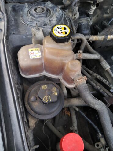 Mazda: Mazda Tribute: 2.3 l | 2004 il Ofrouder/SUV — 17