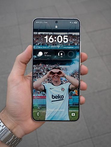 teddi ayı haqqında məlumat: ​Vəziyyəti idealdır. 512 GB yaddaş, 12 GB RAM + 12 GB RAM Plus — 2