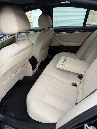 BMW: BMW 5 series: 2021 г., 2 л, Автомат, Бензин, Седан at lalafo.kg — 10 BMW: BMW 5 series: 2021 г., 2 л, Автомат, Бензин, Седан — 10