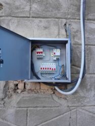 электрический качеля: Электромонтажные работы любой сложности Профессиональный монтаж и