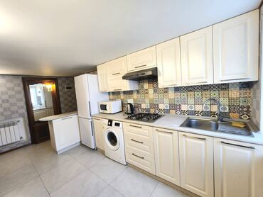 Uzunmüddətli kirayə mənzillər: Səbail Rayonu Nizami Küçəsi Tarqovı Gənc Tamaşaçılar Kontinental — 8