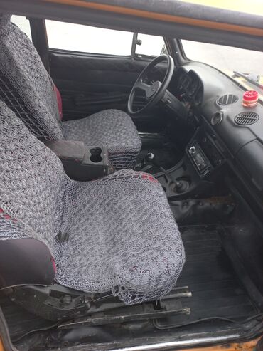 VAZ (LADA): Model: Lada (VAZ) 2106 Kuzov: sedan, 4 qapı Rəng: sarı Sükan: solda — 8