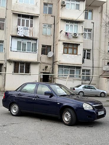 VAZ (LADA): Lada Priora sedan – tünd mavi rəngdə, Azərbaycan nömrə nişanı — 7